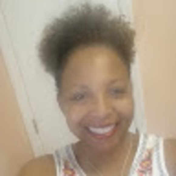 Meet your Posher, Debrah - Picture 1 of 1